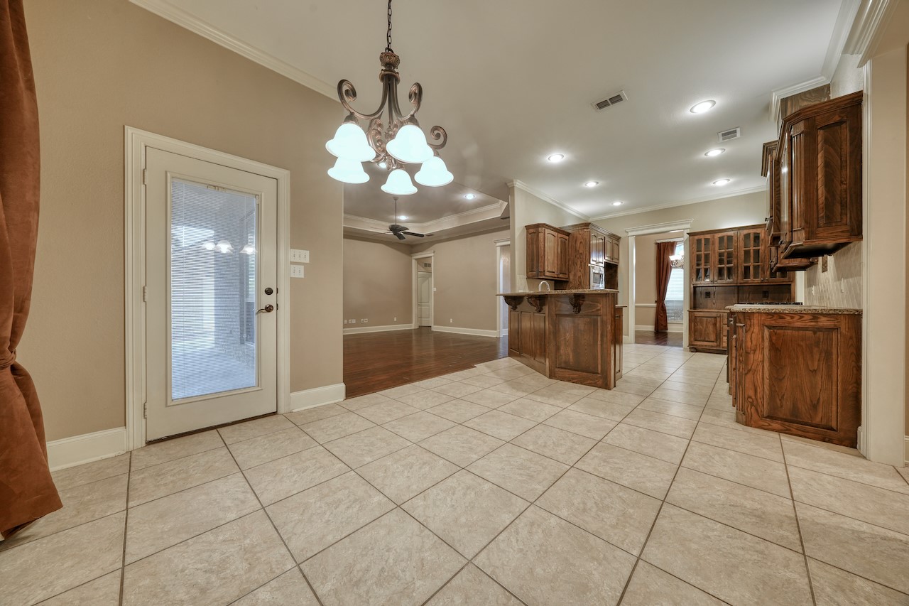 205 Heritage Court Lindale TX 75771