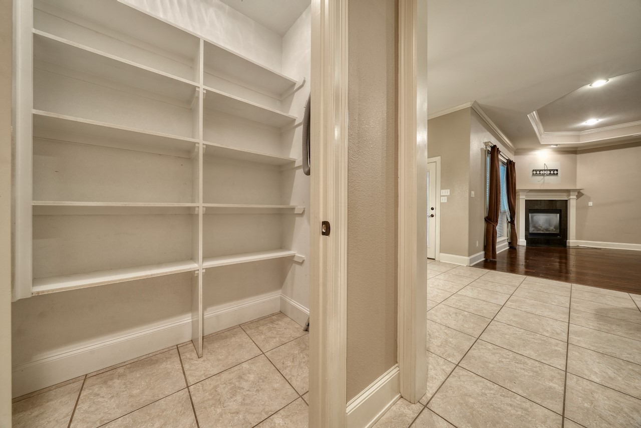 205 Heritage Court Lindale TX 75771
