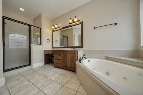 205 Heritage Court Lindale TX 75771