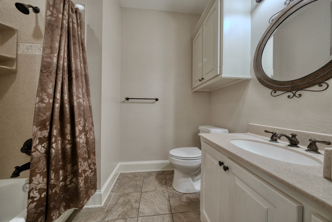 205 Heritage Court Lindale TX 75771