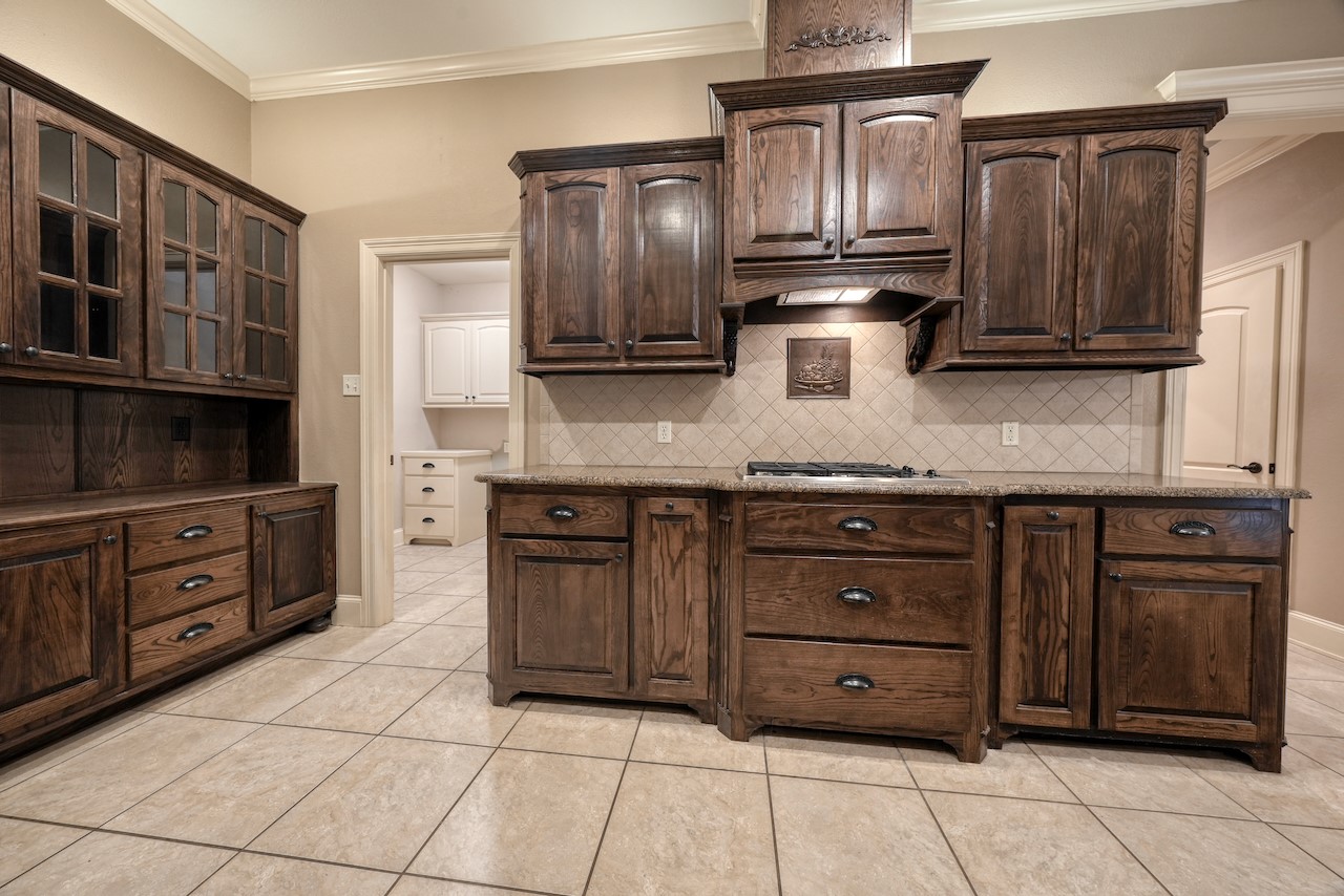 205 Heritage Court Lindale TX 75771