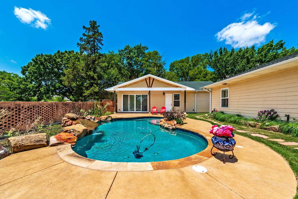100 W Scott Street Sherman TX 75092