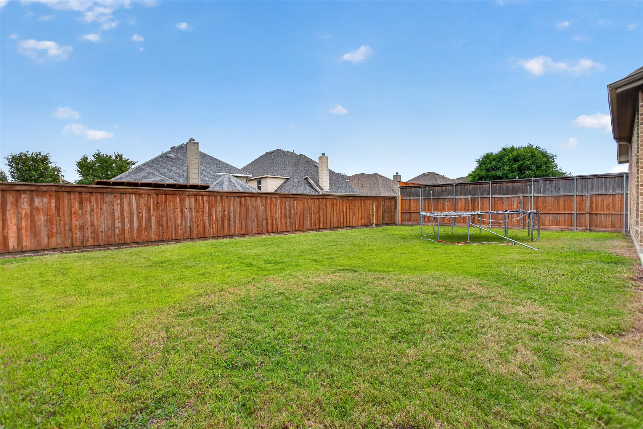 1013 Somerset Circle Forney TX 75126