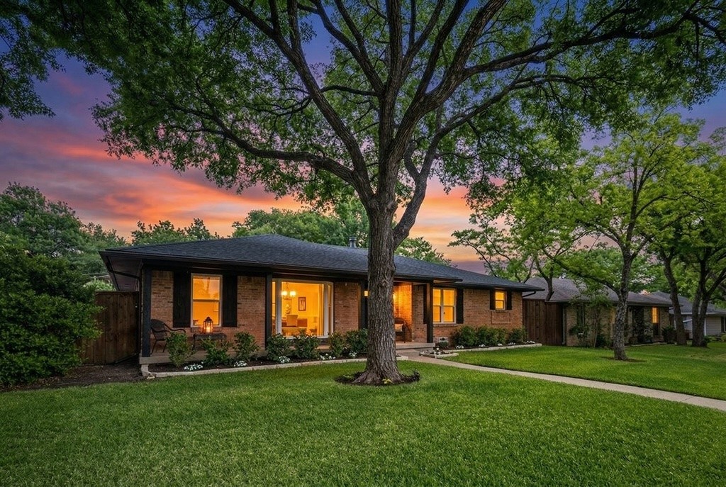 12220 Coolmeadow Lane Dallas TX 75218