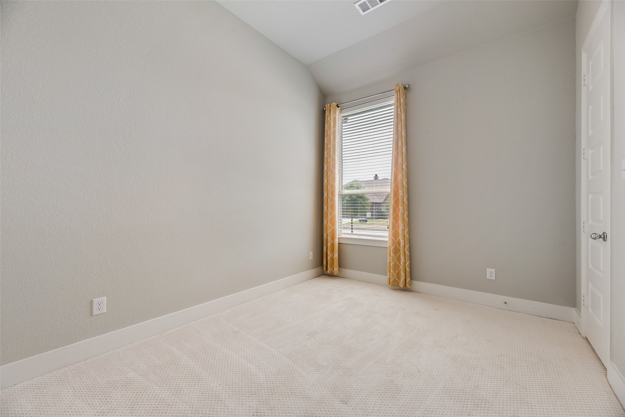 330 Windsor Street Waxahachie TX 75165