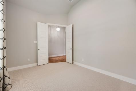 330 Windsor Street Waxahachie TX 75165