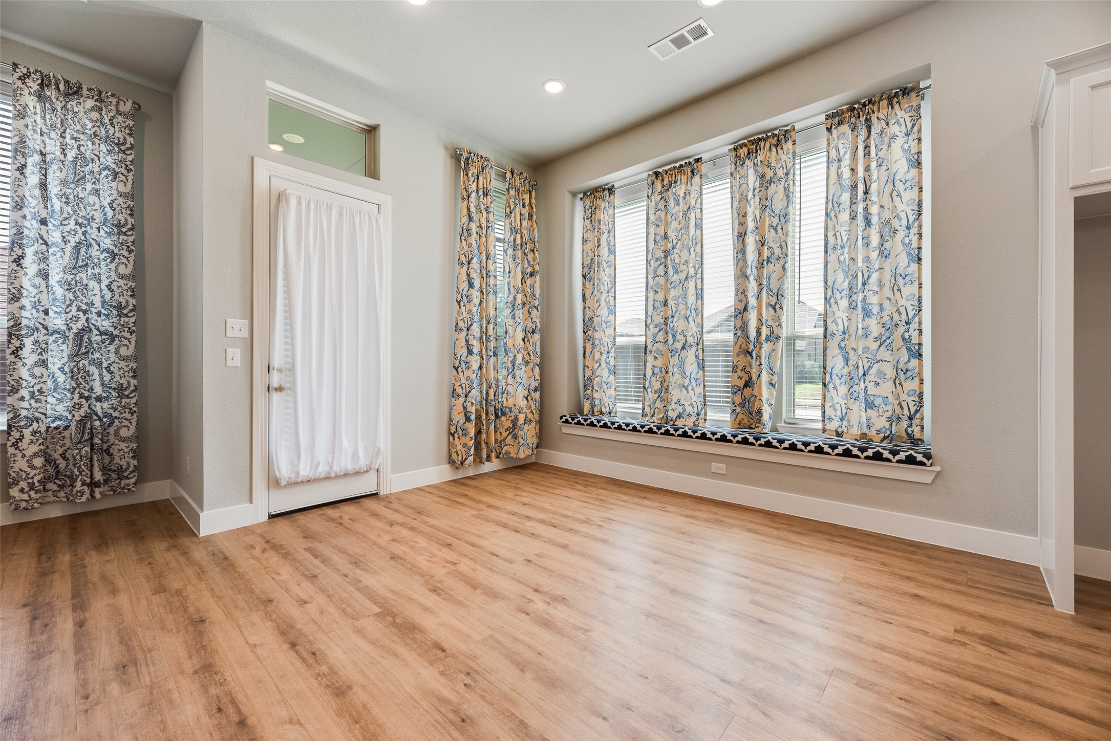 330 Windsor Street Waxahachie TX 75165
