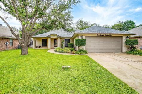125 Roberts Drive Saginaw TX 76179