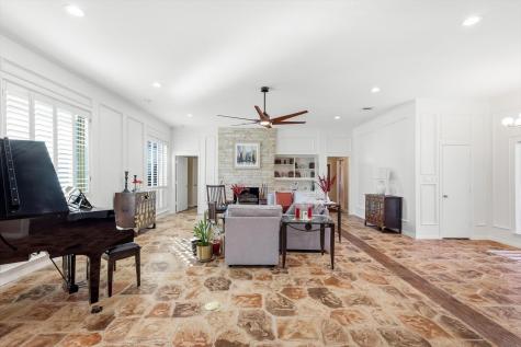 7736 Lone Moor Circle Dallas TX 75248