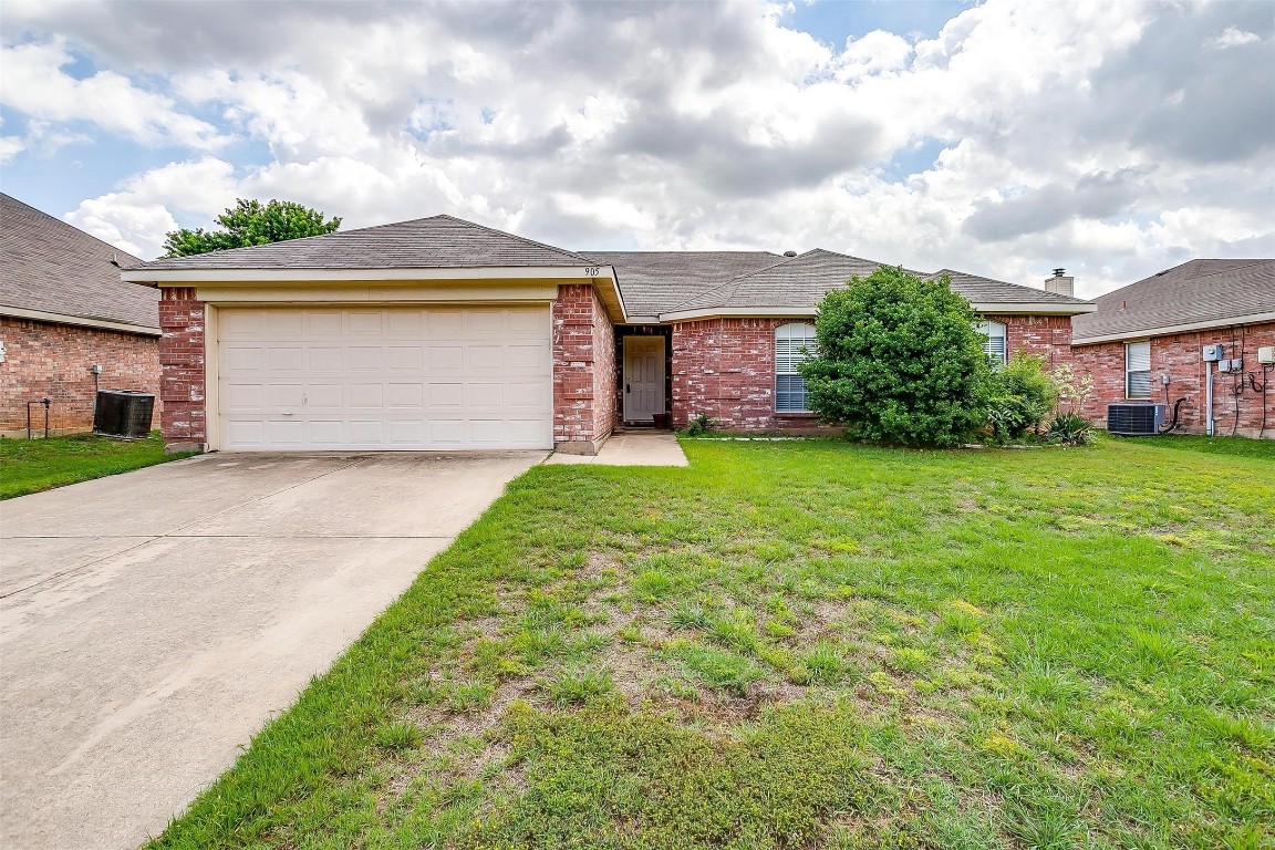 905 Cole Avenue Denton TX 76208