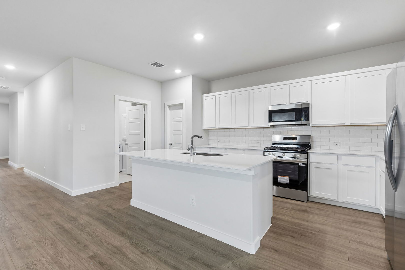 6648 Coyote Valley Trail Crowley TX 76036
