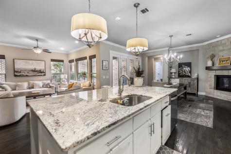 4003 Cinnabar Falls Way Arlington TX 76005