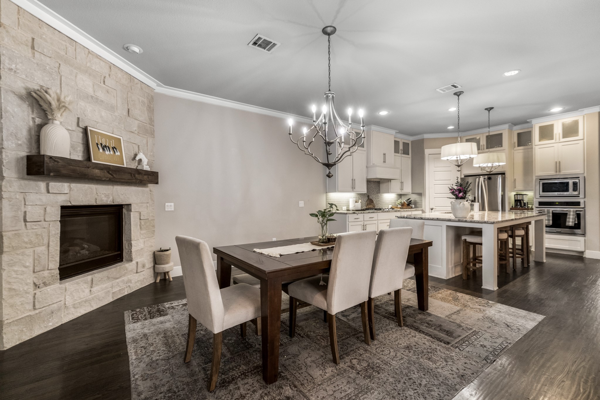 4003 Cinnabar Falls Way Arlington TX 76005