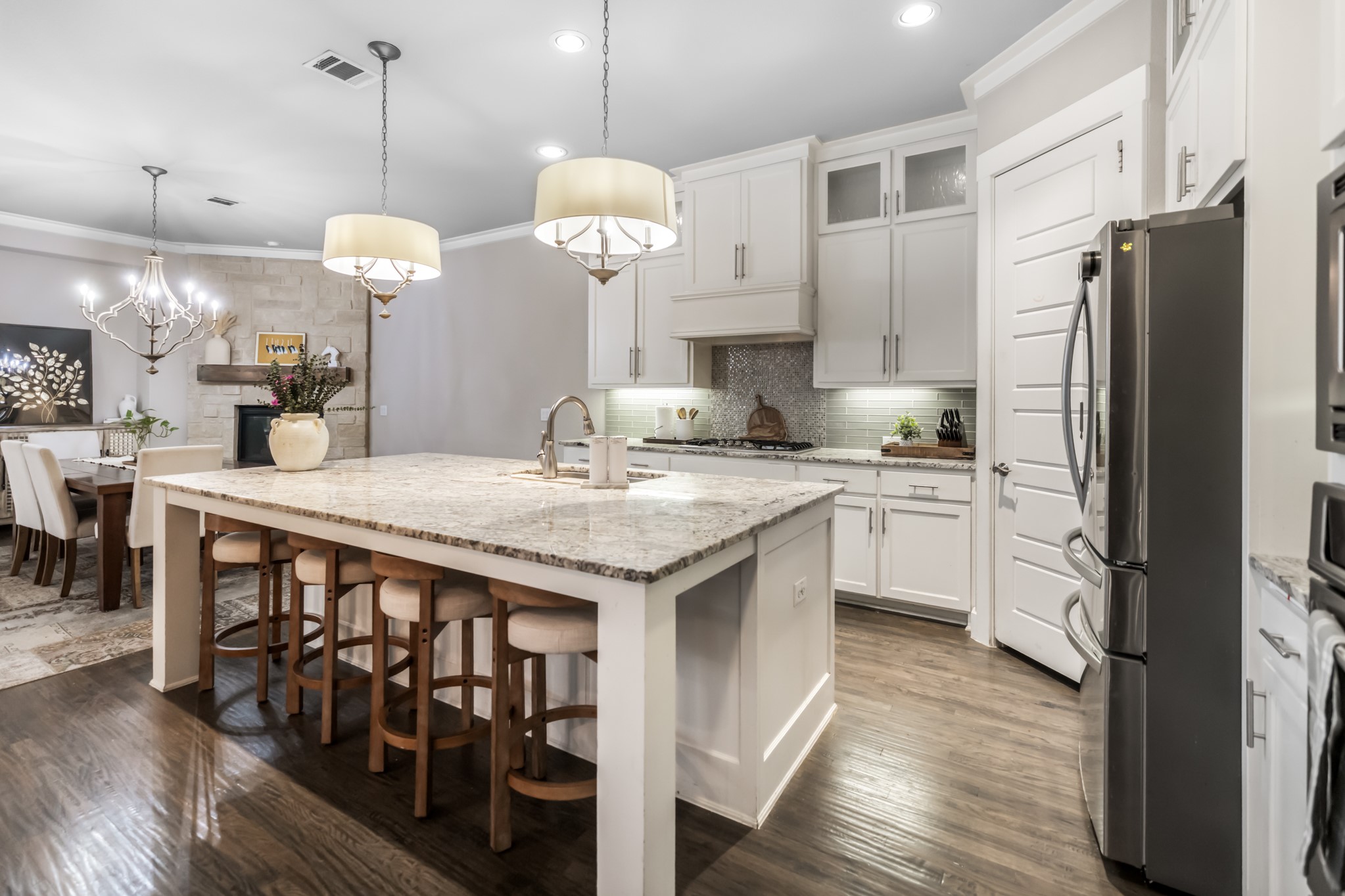 4003 Cinnabar Falls Way Arlington TX 76005