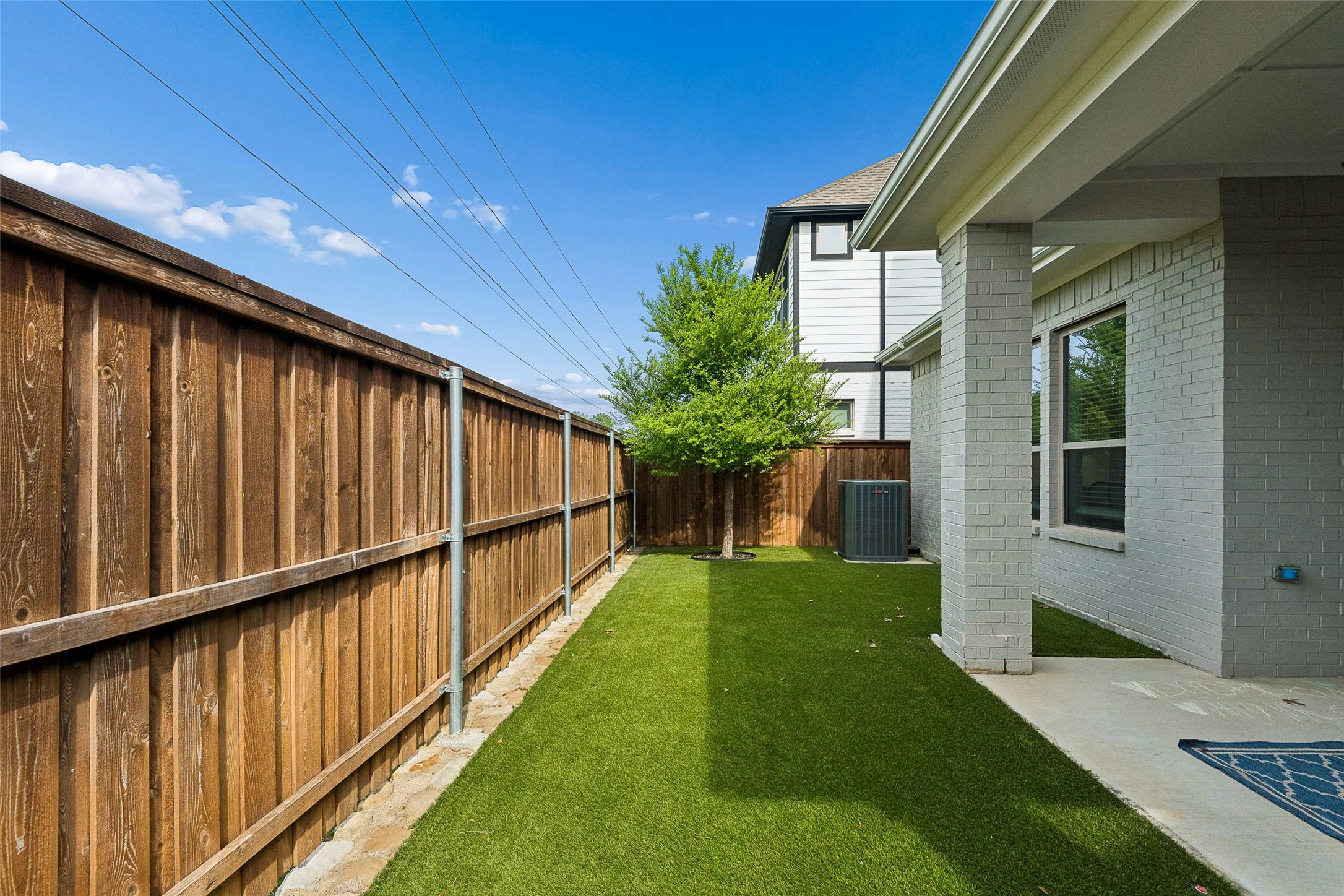 3433 Rosebud Park Lane Dallas TX 75229