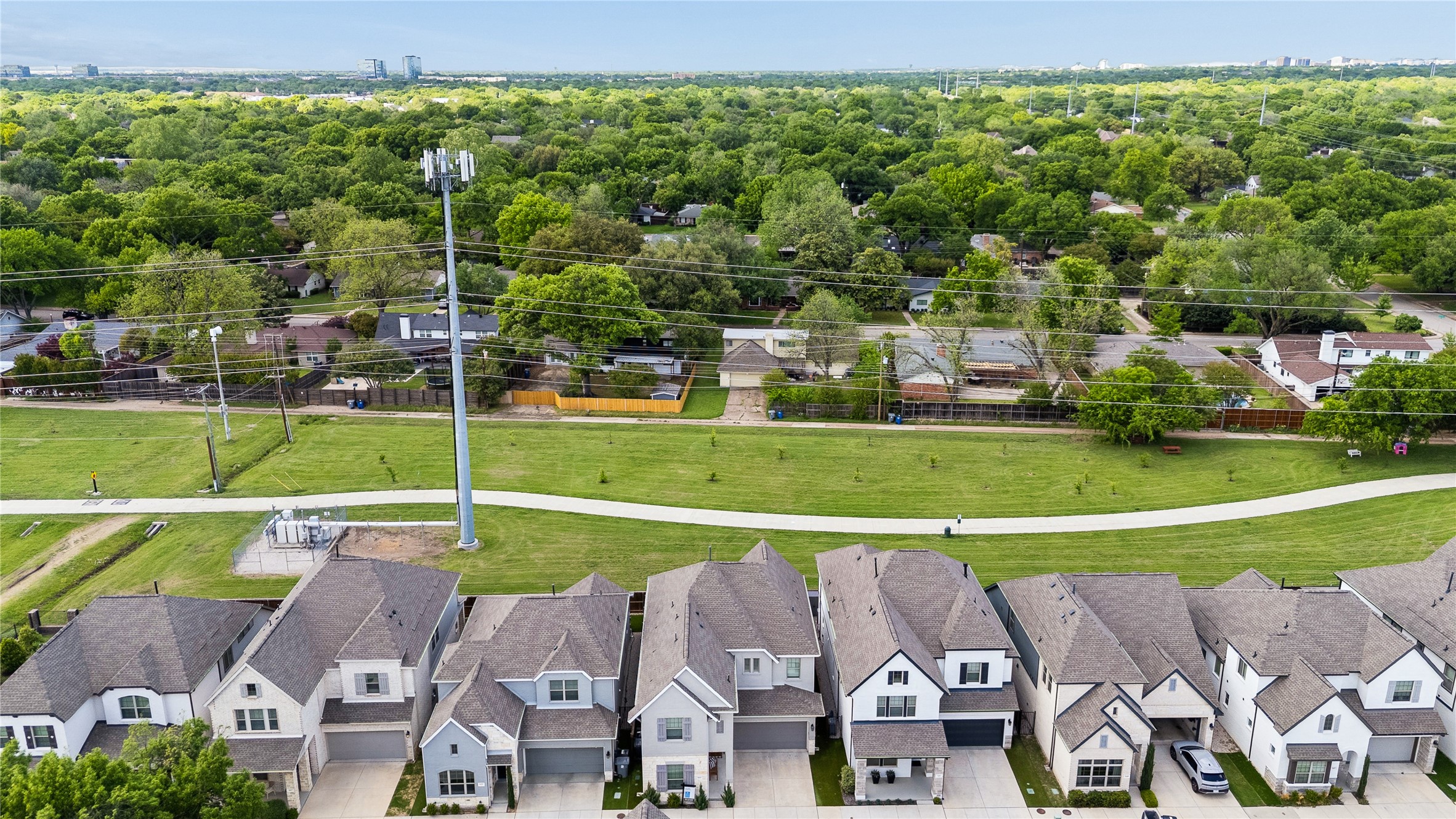 3433 Rosebud Park Lane Dallas TX 75229
