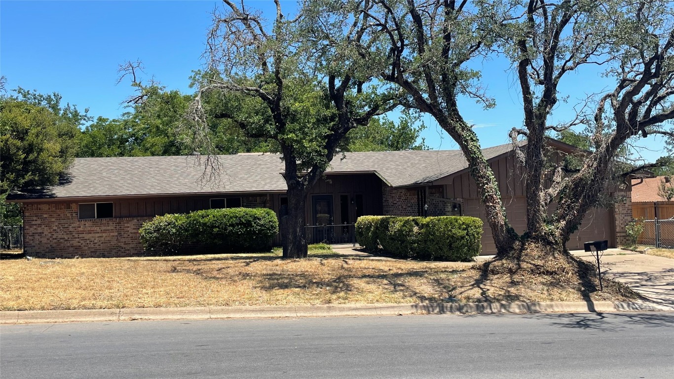 1309 Foster Lane Weatherford TX 76086