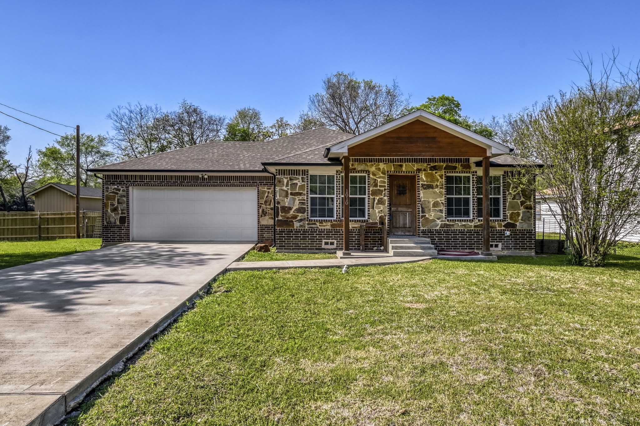 1010 Netherland Drive Seagoville TX 75159