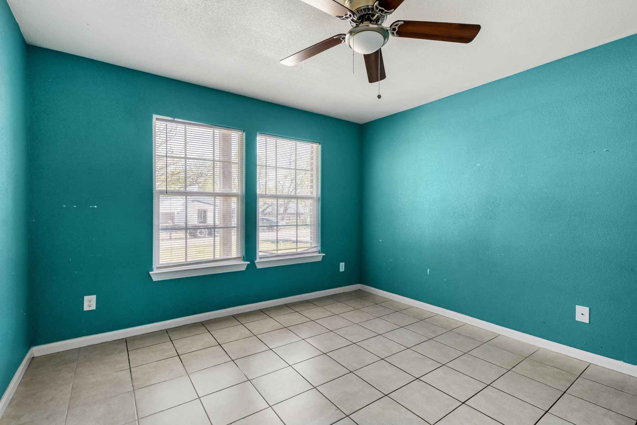 1010 Netherland Drive Seagoville TX 75159