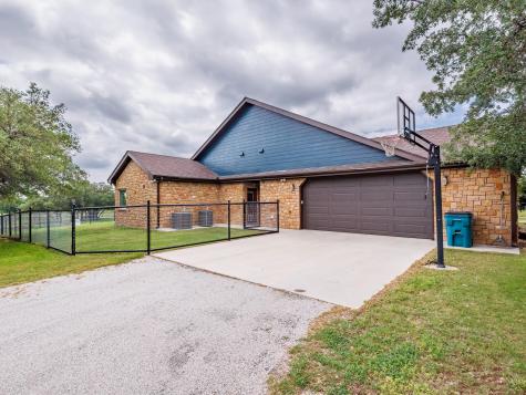 5615 County Road 153 Bangs TX 76823