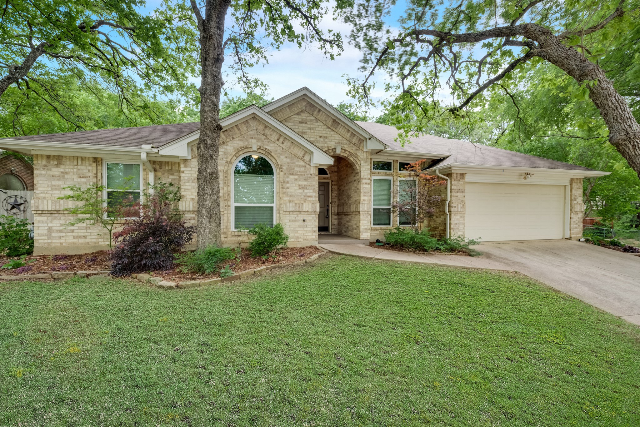 429 Twin Creek Drive Hurst TX 76053