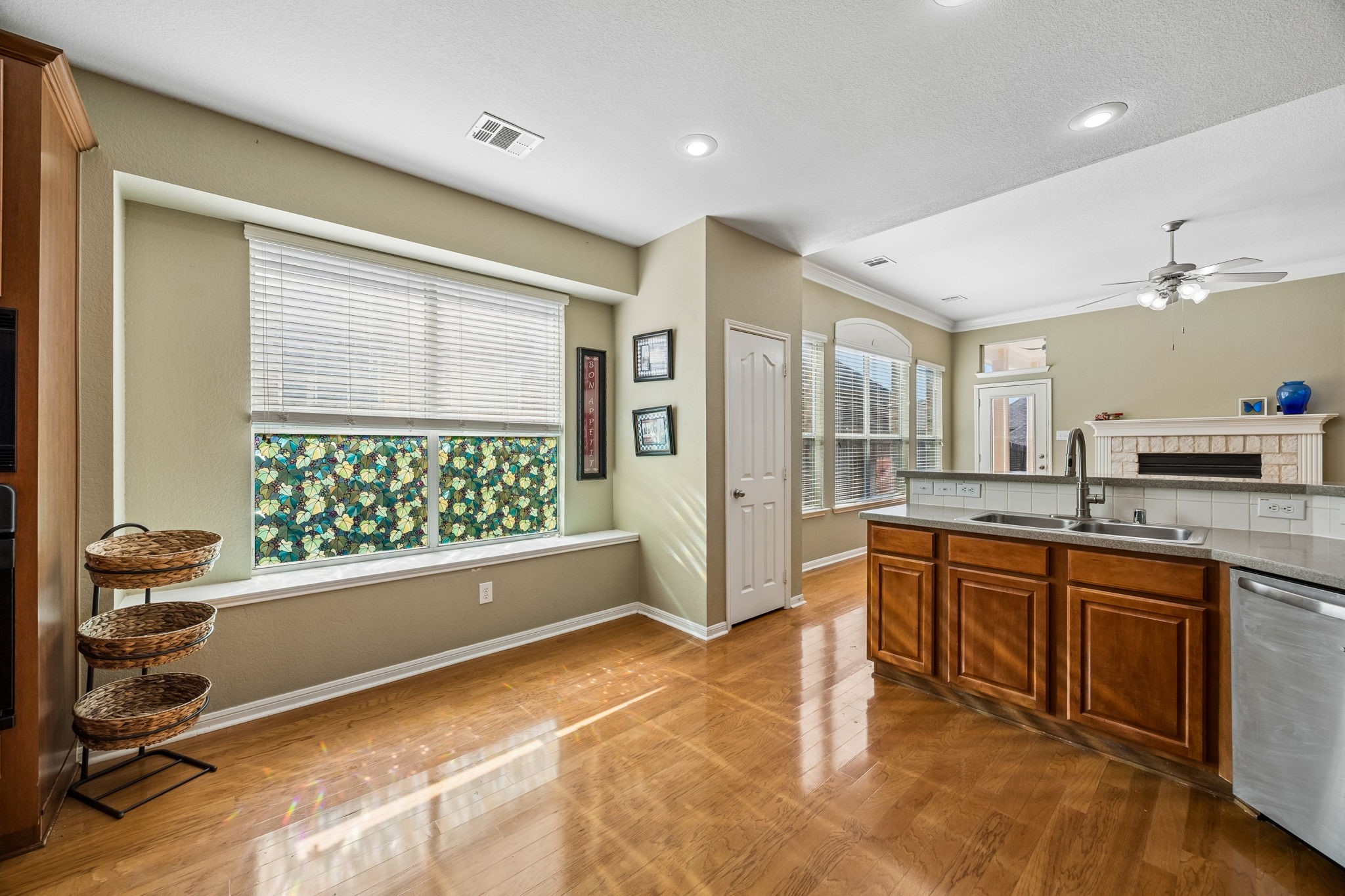 4112 Duncan Way Fort Worth TX 76244