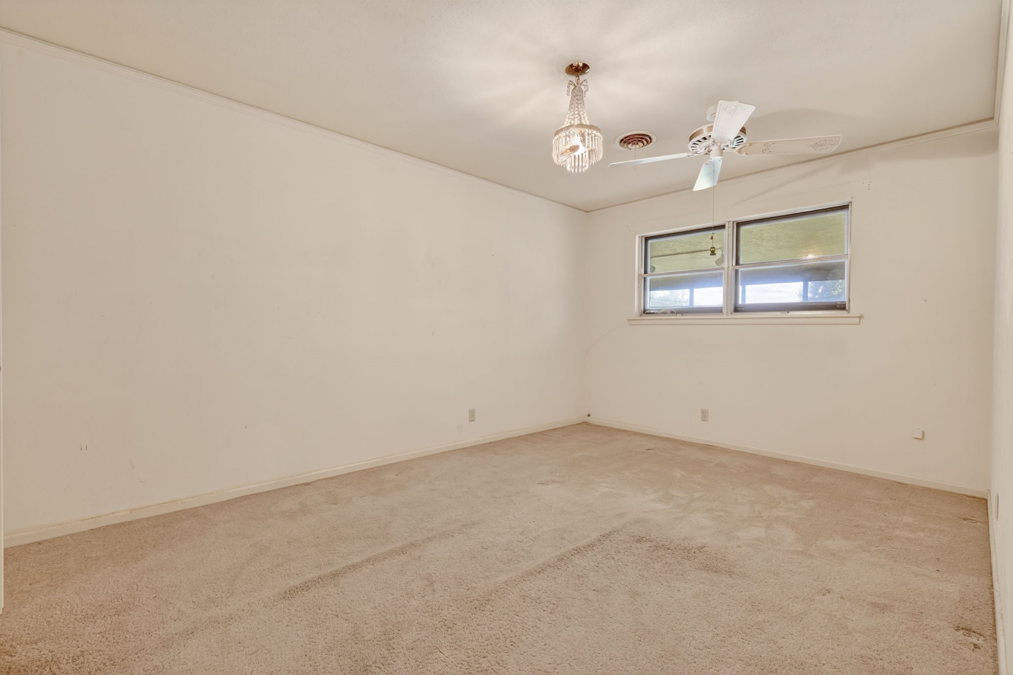 1271 N Wildwood Drive Stephenville TX 76401