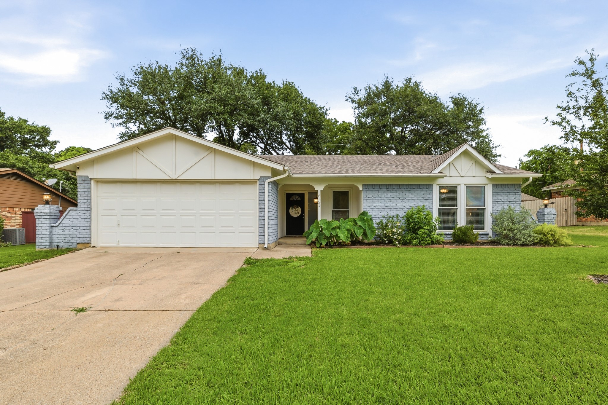 8721 Irongate Drive North Richland Hills TX 76182