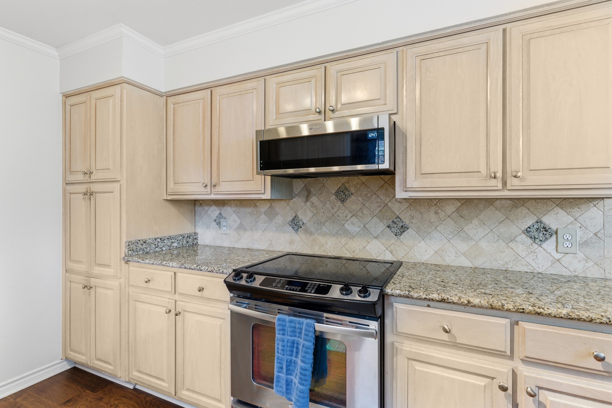 8721 Irongate Drive North Richland Hills TX 76182