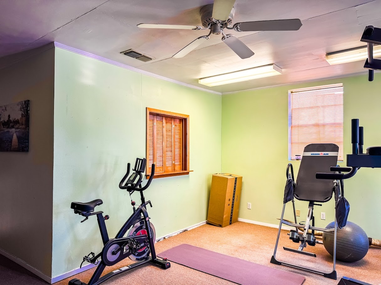 552 E Commerce Street Fairfield TX 75840