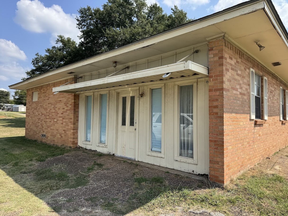 552 E Commerce Street Fairfield TX 75840