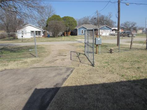 608 N Colorado Street Whitney TX 76692