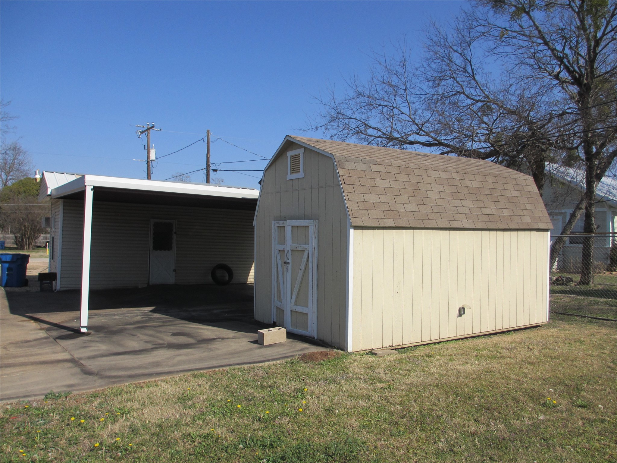 608 N Colorado Street Whitney TX 76692