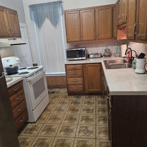 608 N Colorado Street Whitney TX 76692