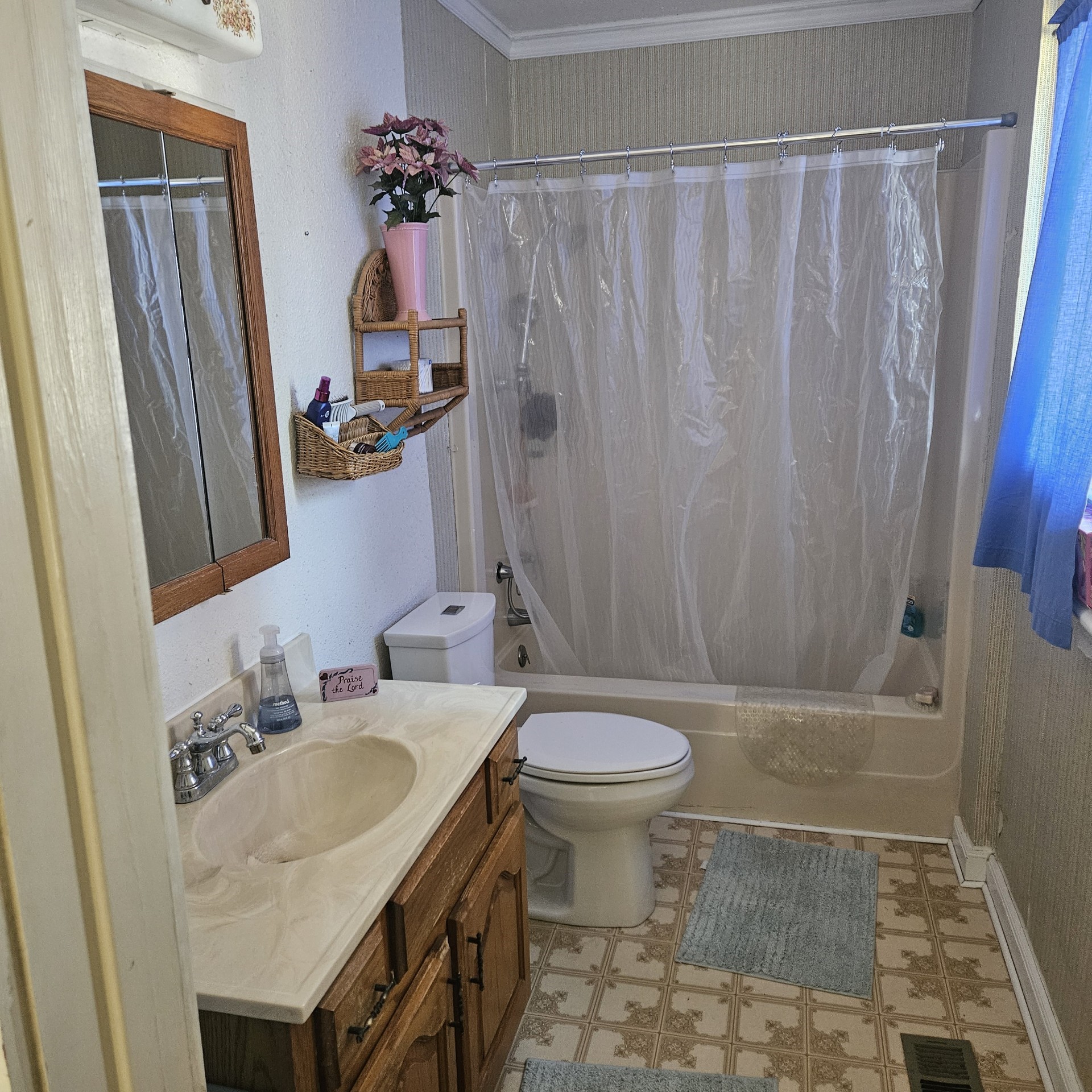 608 N Colorado Street Whitney TX 76692