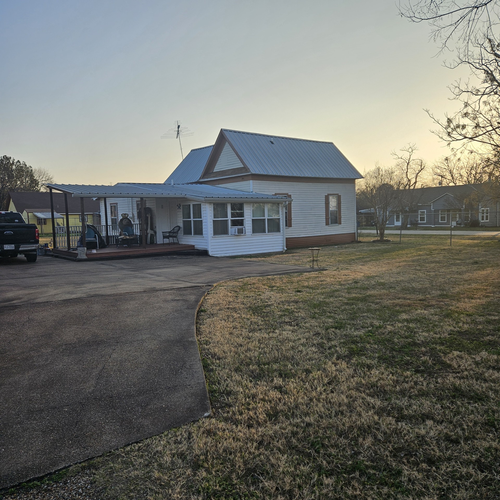 608 N Colorado Street Whitney TX 76692