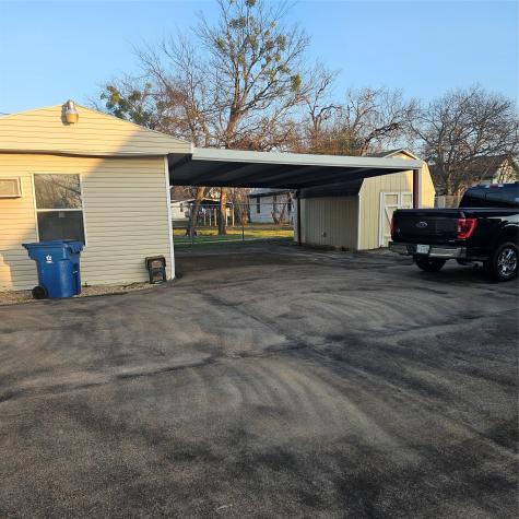 608 N Colorado Street Whitney TX 76692