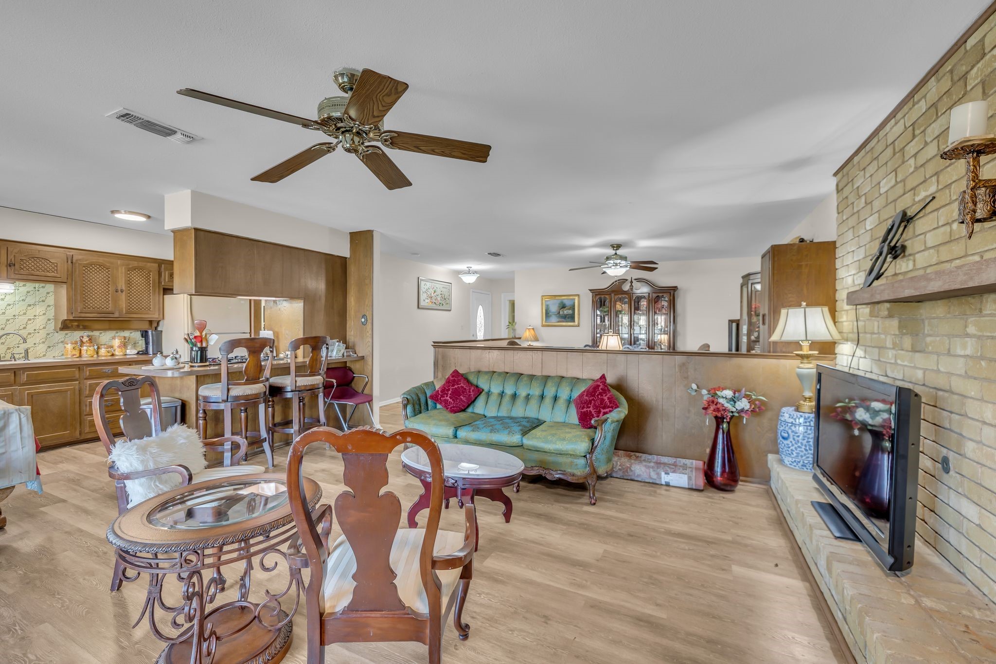 2012 York Drive Edgecliff Village TX 76134