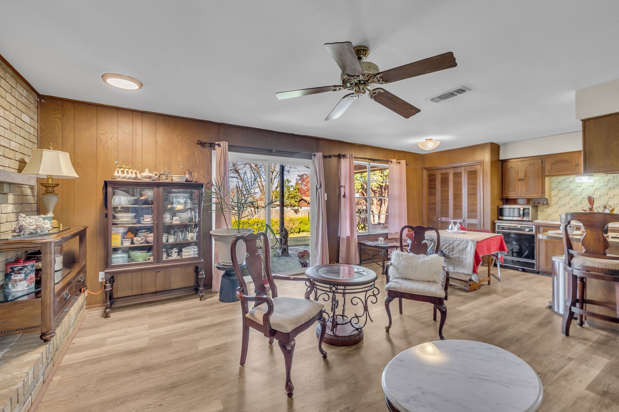 2012 York Drive Edgecliff Village TX 76134