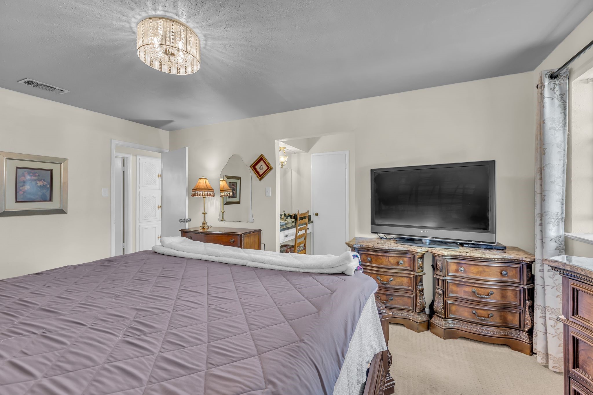 2012 York Drive Edgecliff Village TX 76134