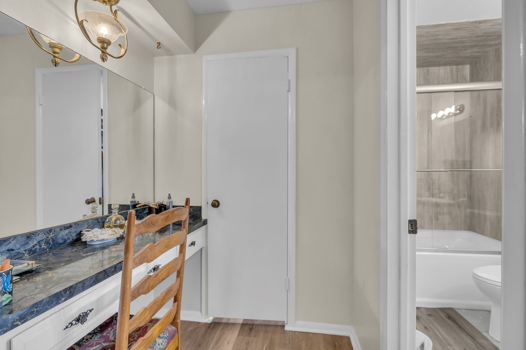 2012 York Drive Edgecliff Village TX 76134