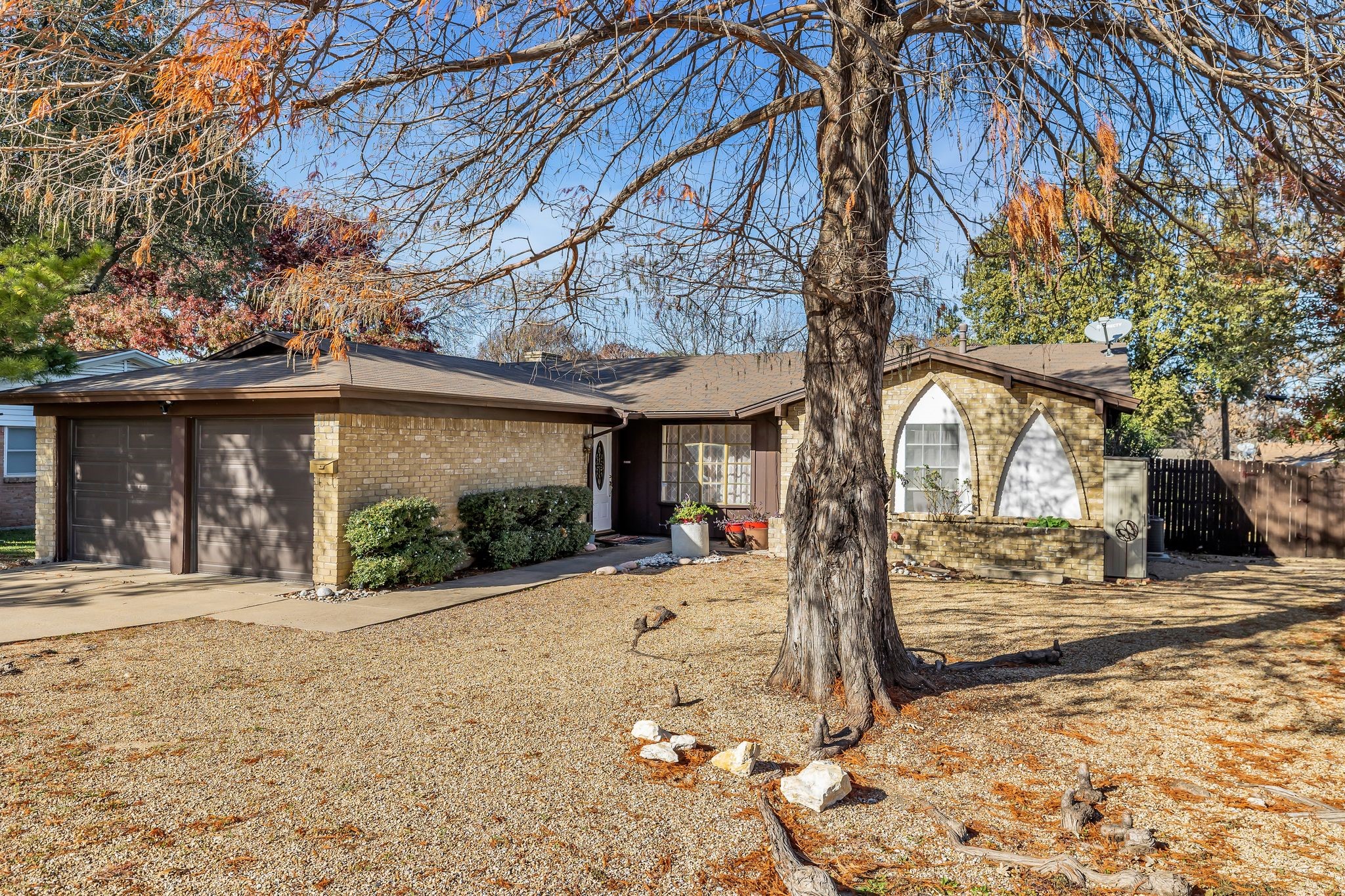 2012 York Drive Edgecliff Village TX 76134
