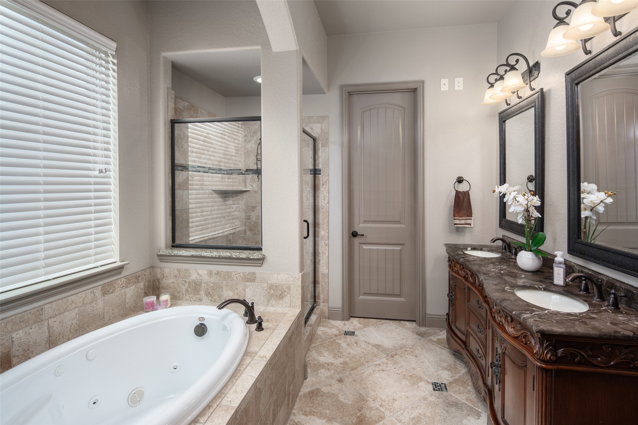 7825 Woodcreek Way Sachse TX 75048