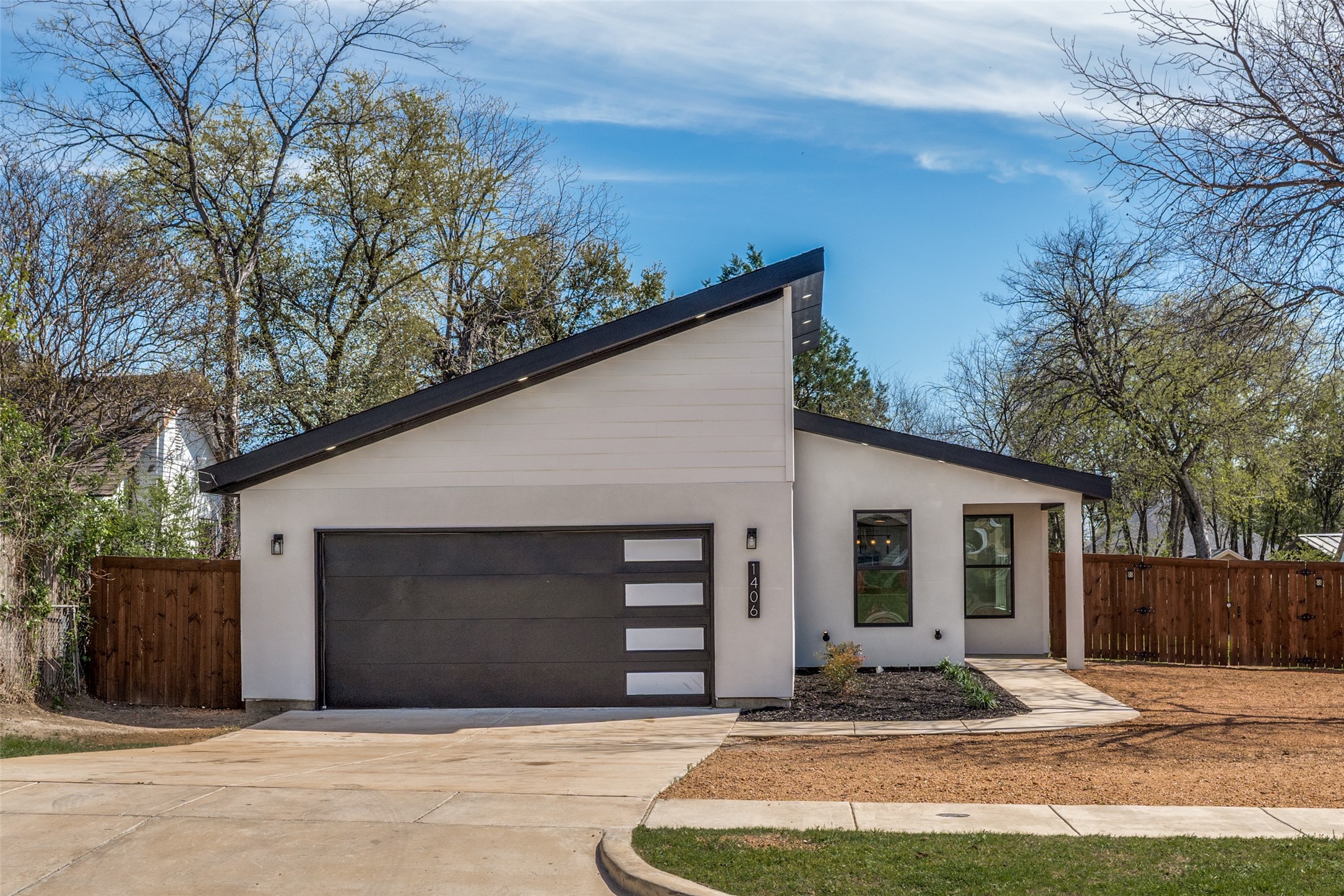 1406 Oakley Avenue Dallas TX 75216