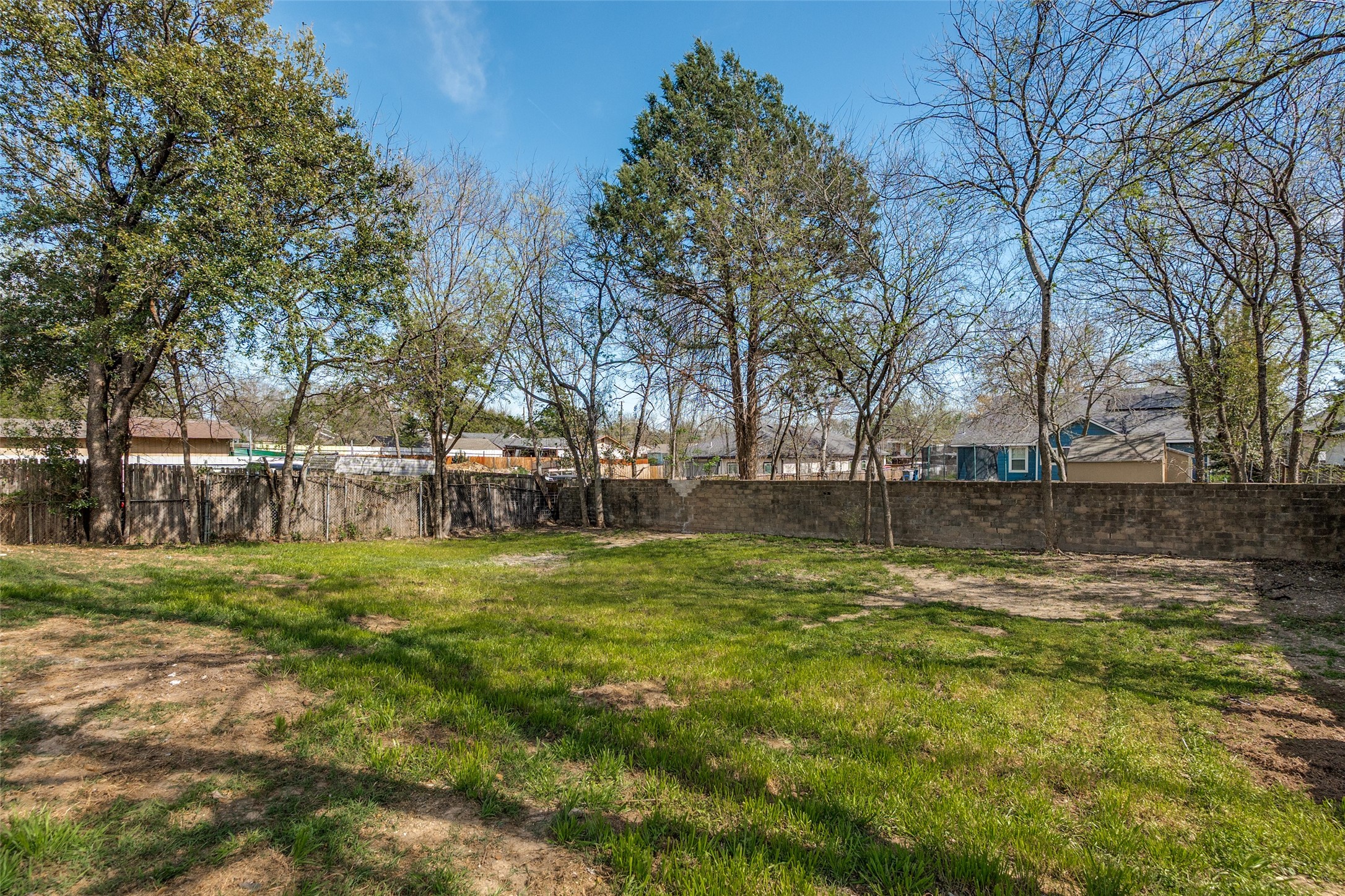 1406 Oakley Avenue Dallas TX 75216