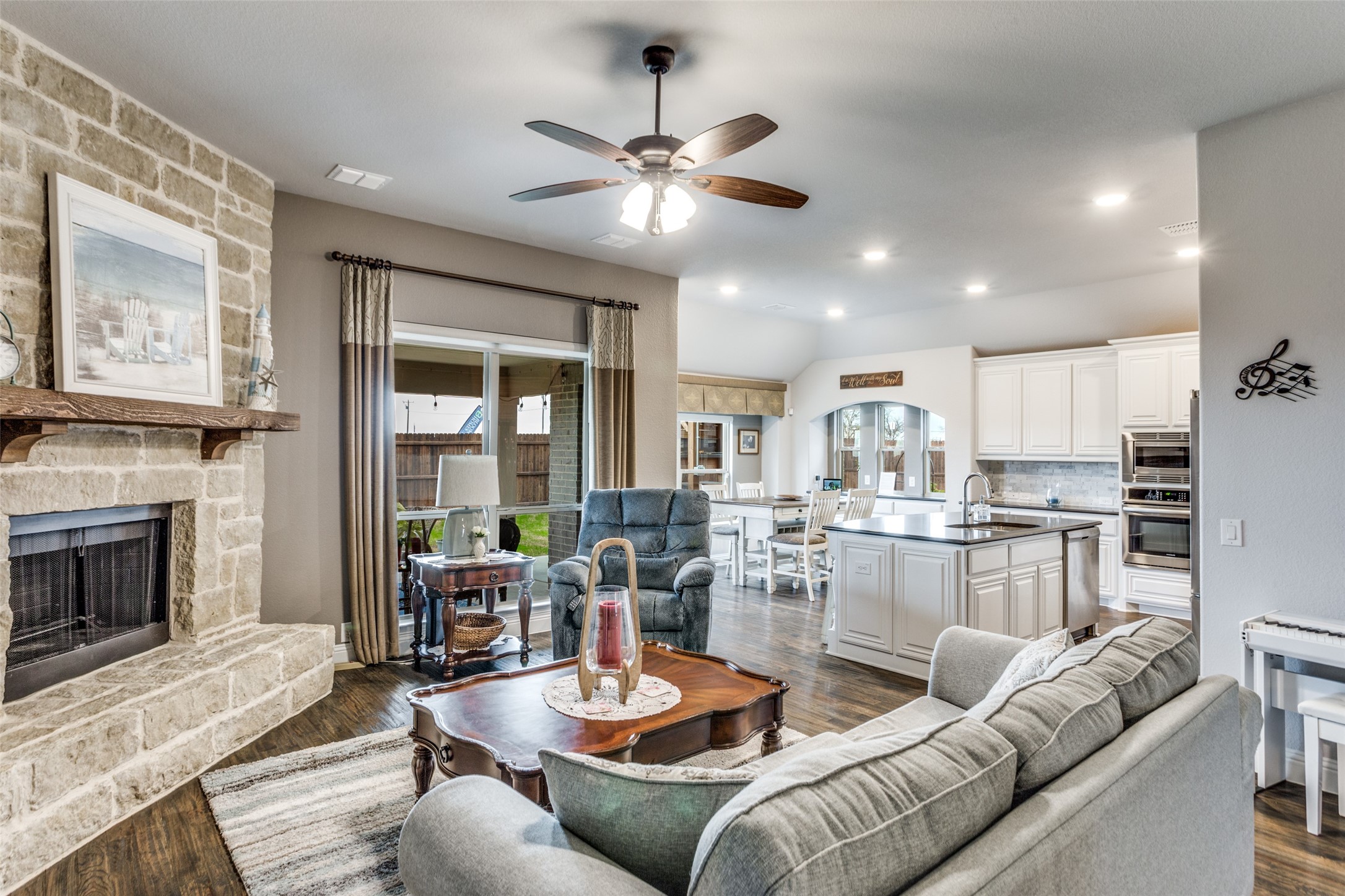 1000 Brenham Drive Godley TX 76044