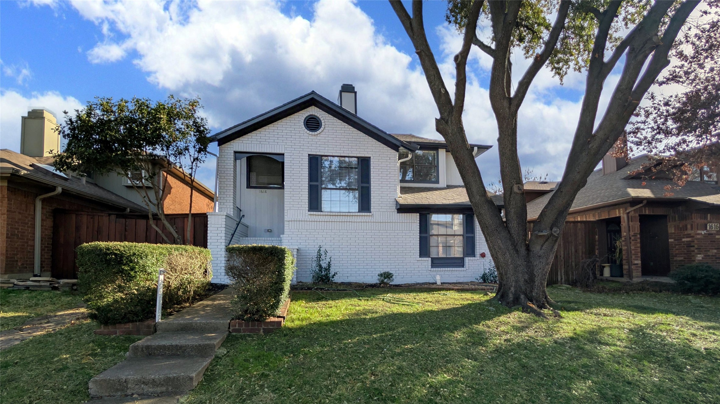 1618 San Francisco Street Carrollton TX 75007