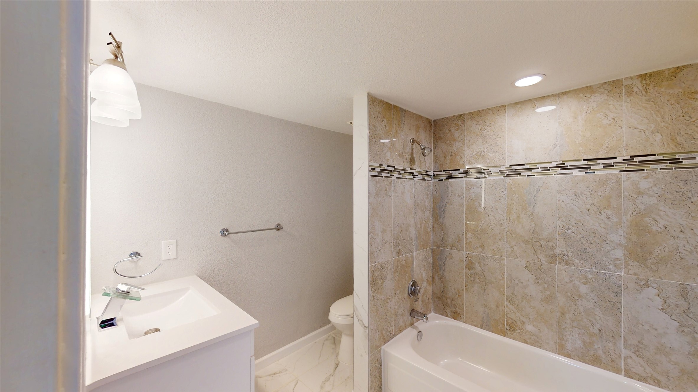 1618 San Francisco Street Carrollton TX 75007