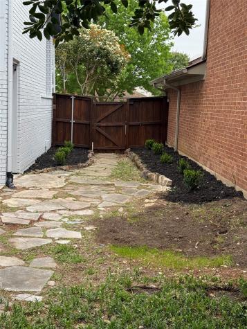 1618 San Francisco Street Carrollton TX 75007