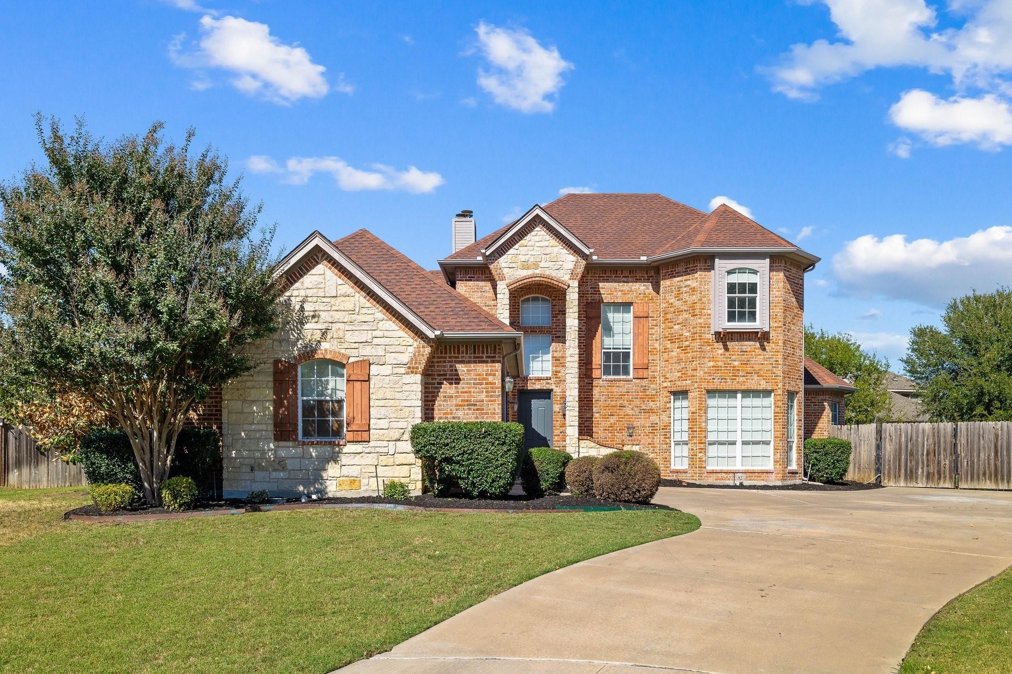 8 Leighton Court Mansfield TX 76063